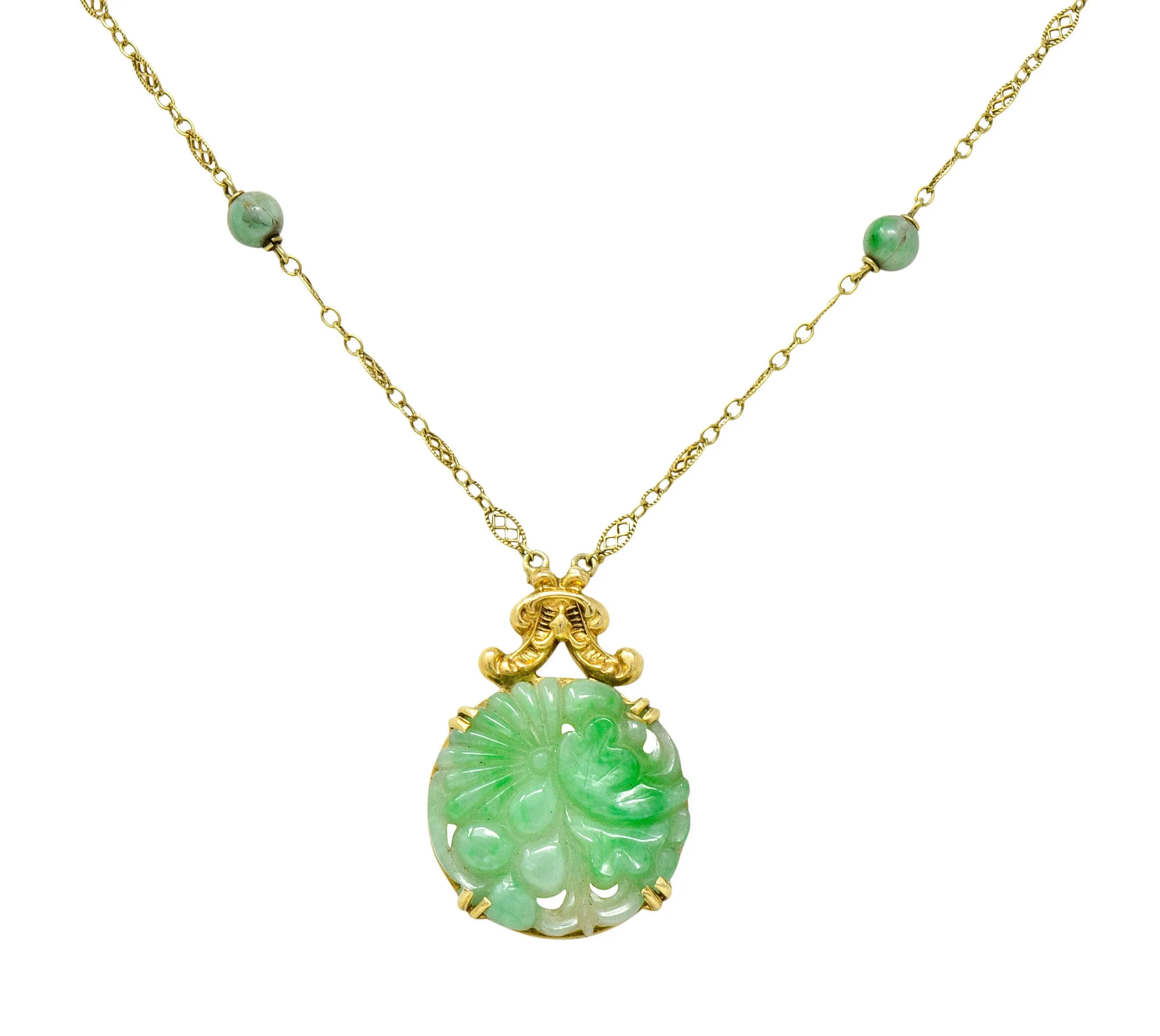 1940's Retro Carved Jade 14 Karat Gold Floral Pendant Necklace