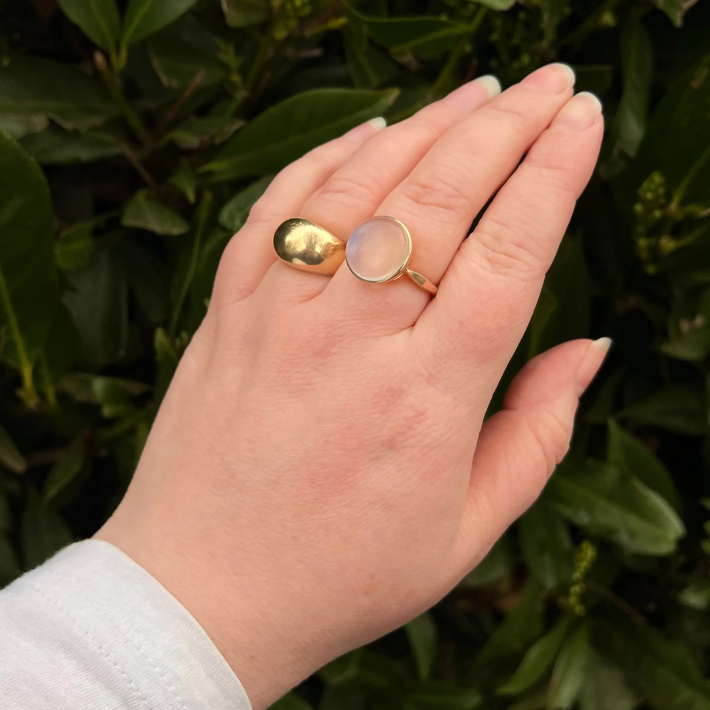Antique English 15k Gold Moonstone Ring