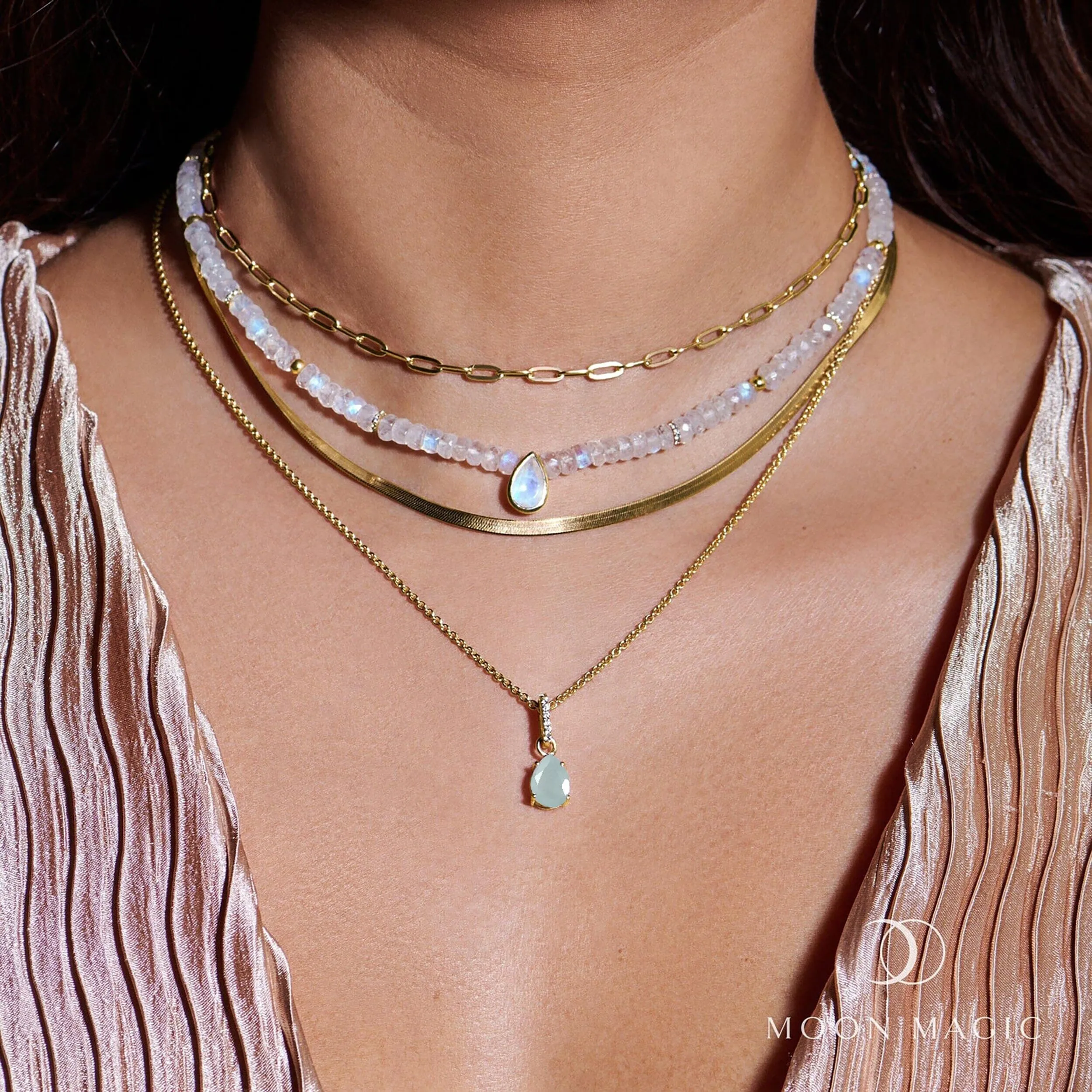 Aquamarine Necklace Sway - March Birthstone