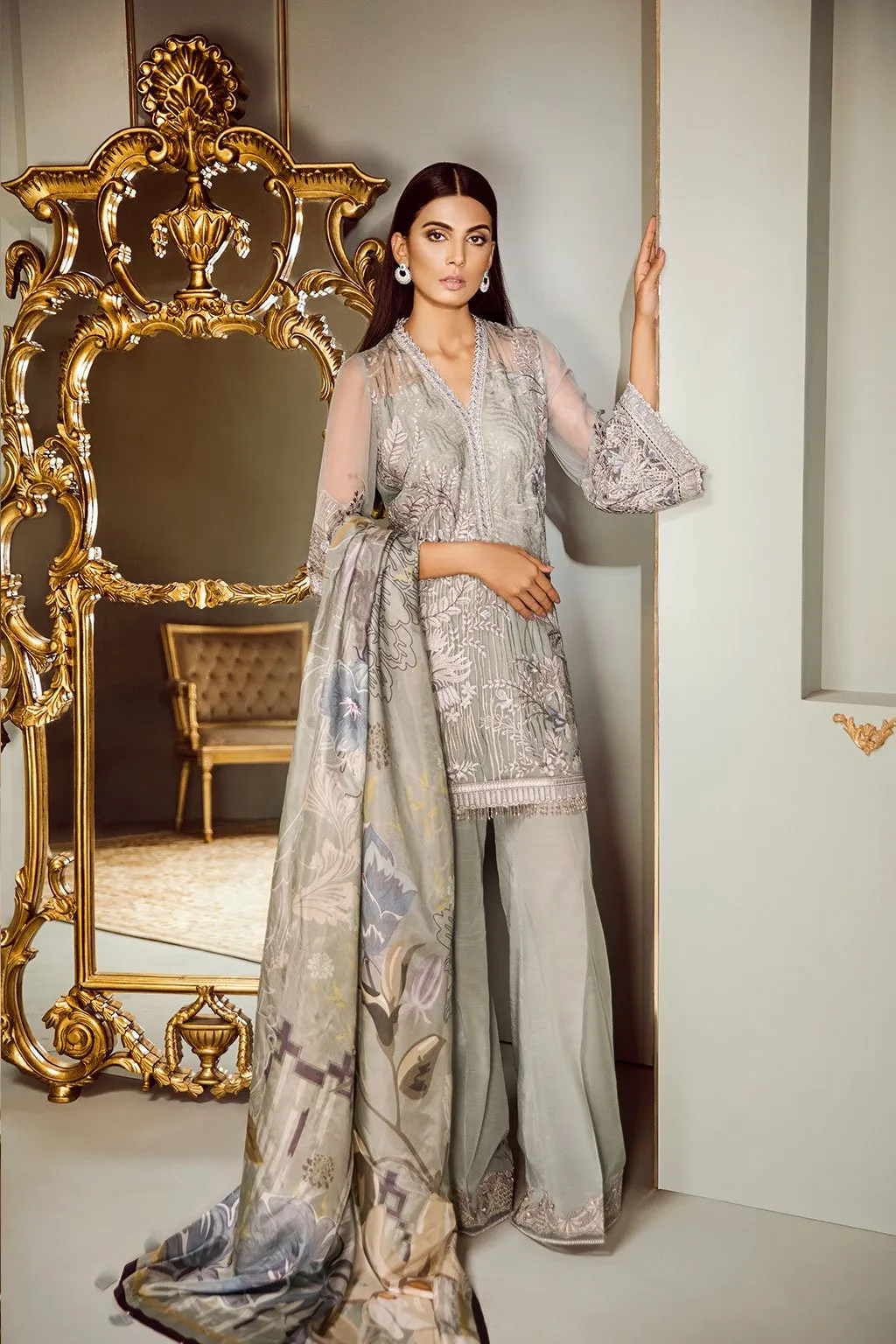 Baroque Isabella Embroidered Chiffon Collection 2018 – Diadem