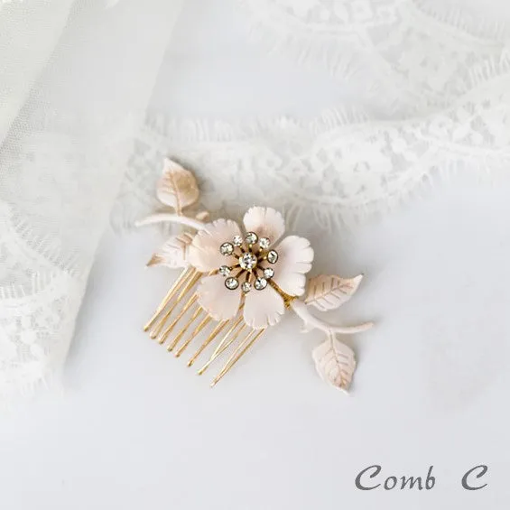 C182. vintage enameled off white floral hair comb, bridal headpiece