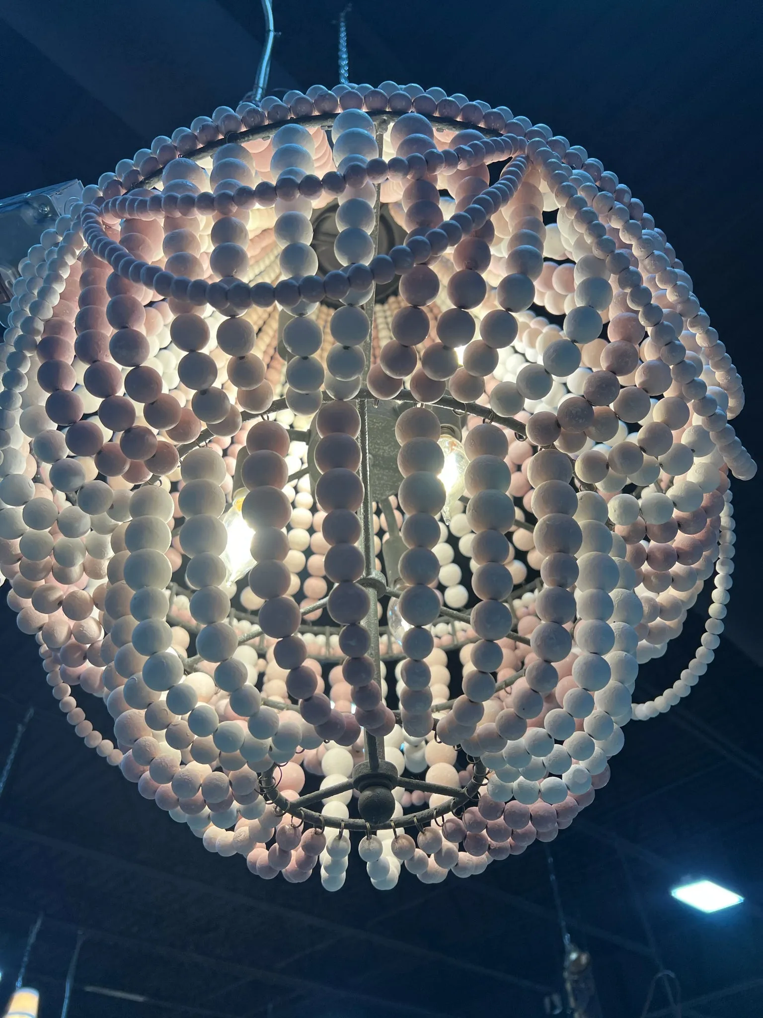 CHANDELIER PINK BEADS 6 BULBS