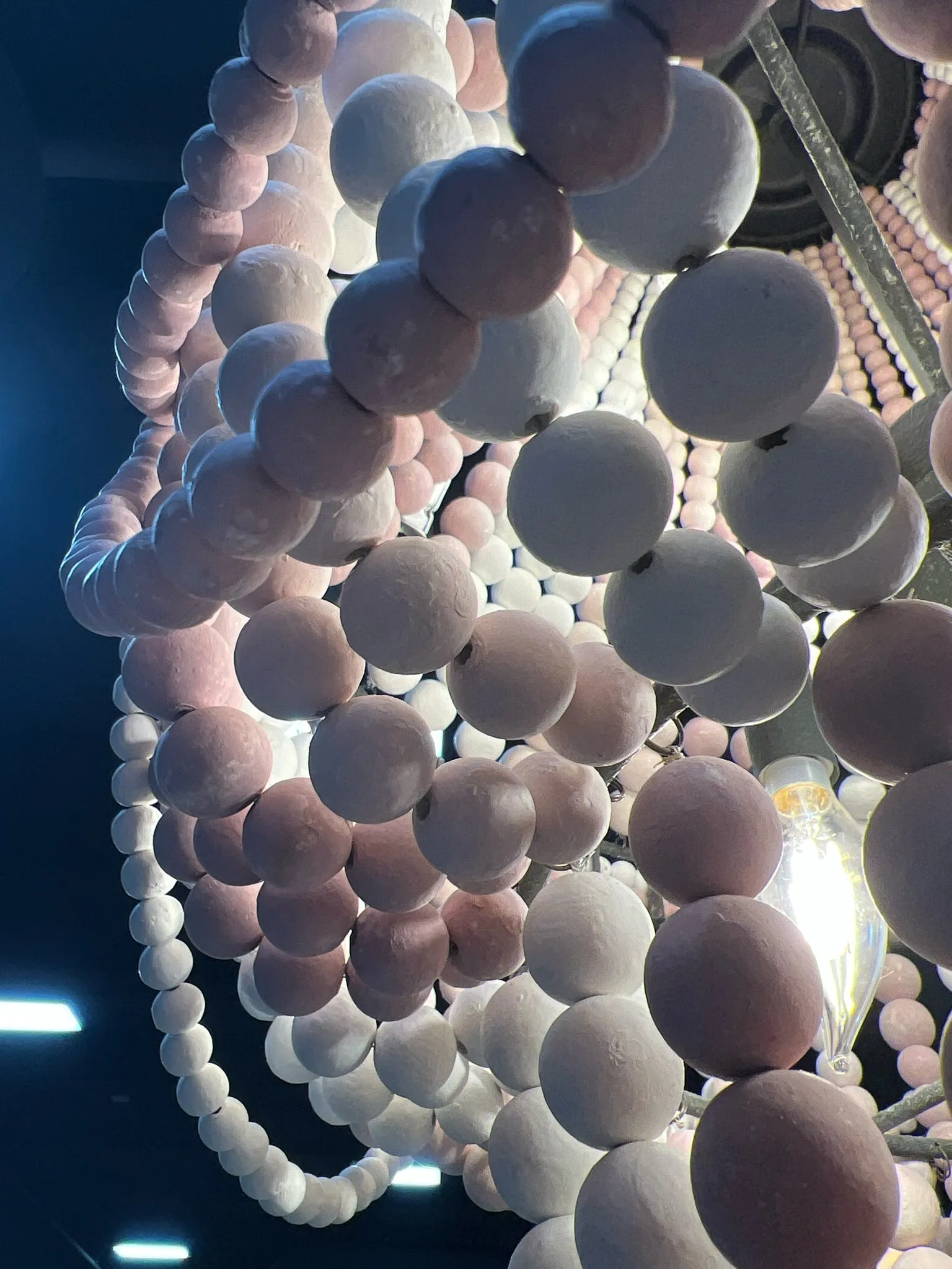 CHANDELIER PINK BEADS 6 BULBS