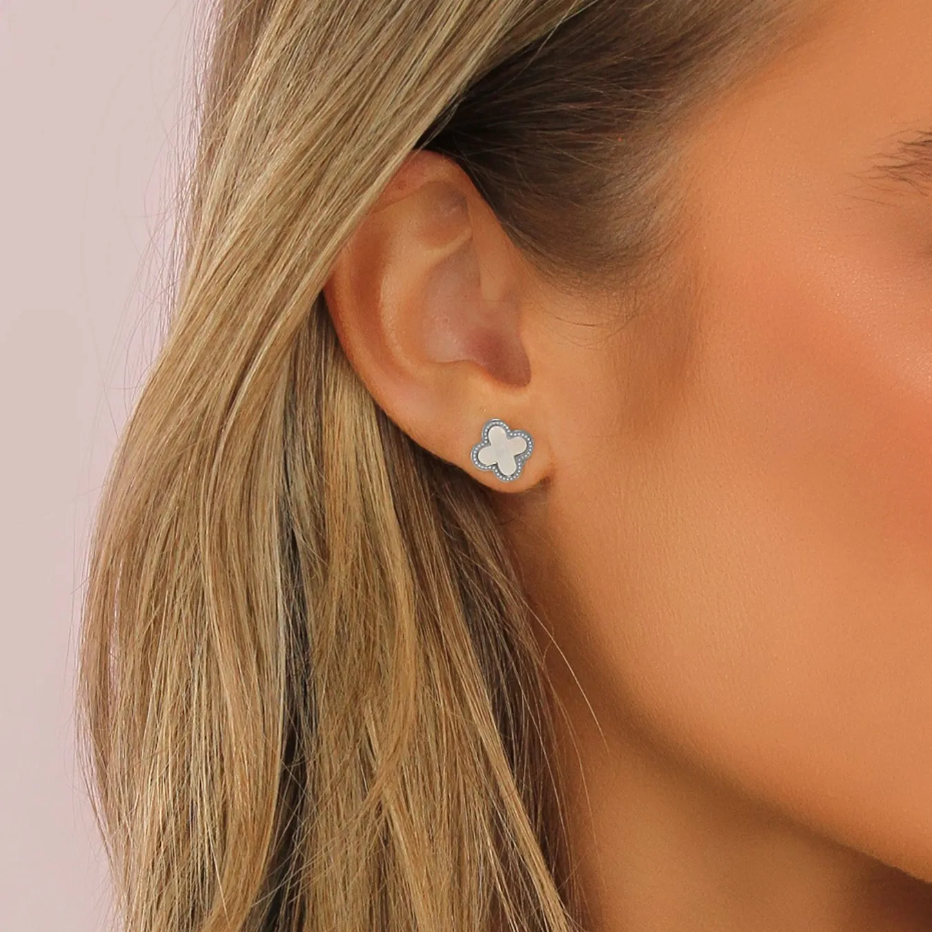 Clover Earrings - Stainless Steel (Silver & Faux Pearl)