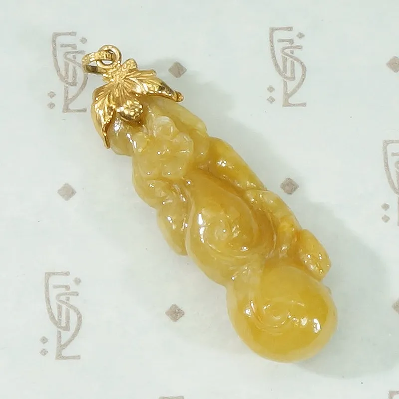 Deightful and Fun Carved Jade Squirrel and Fruit