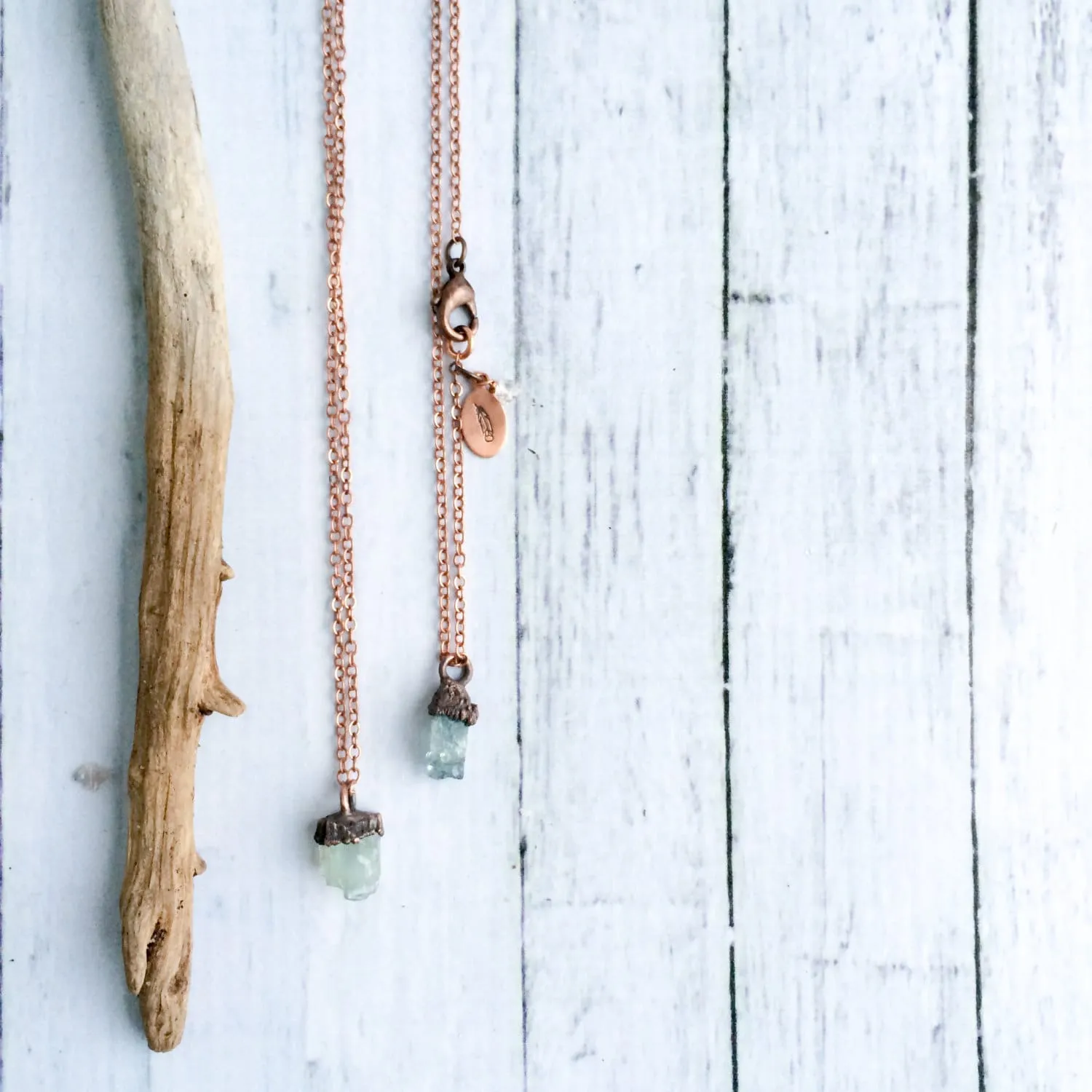 Delicate aquamarine crystal necklace | Dainty aquamarine gemstone jewelry