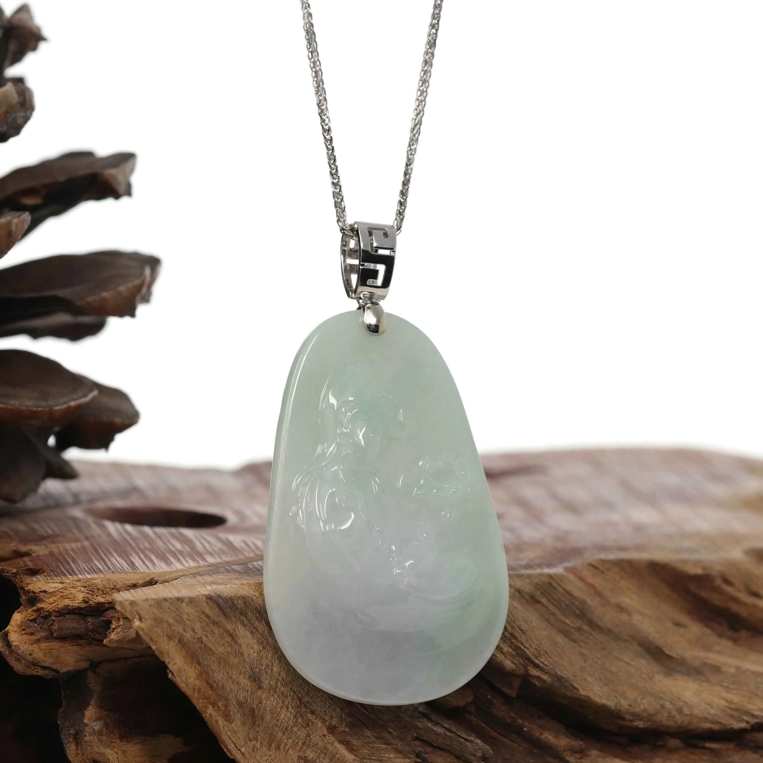 Genuine Burmese light Green Lavender Jadeite Jade Guanyin Pendant Necklace