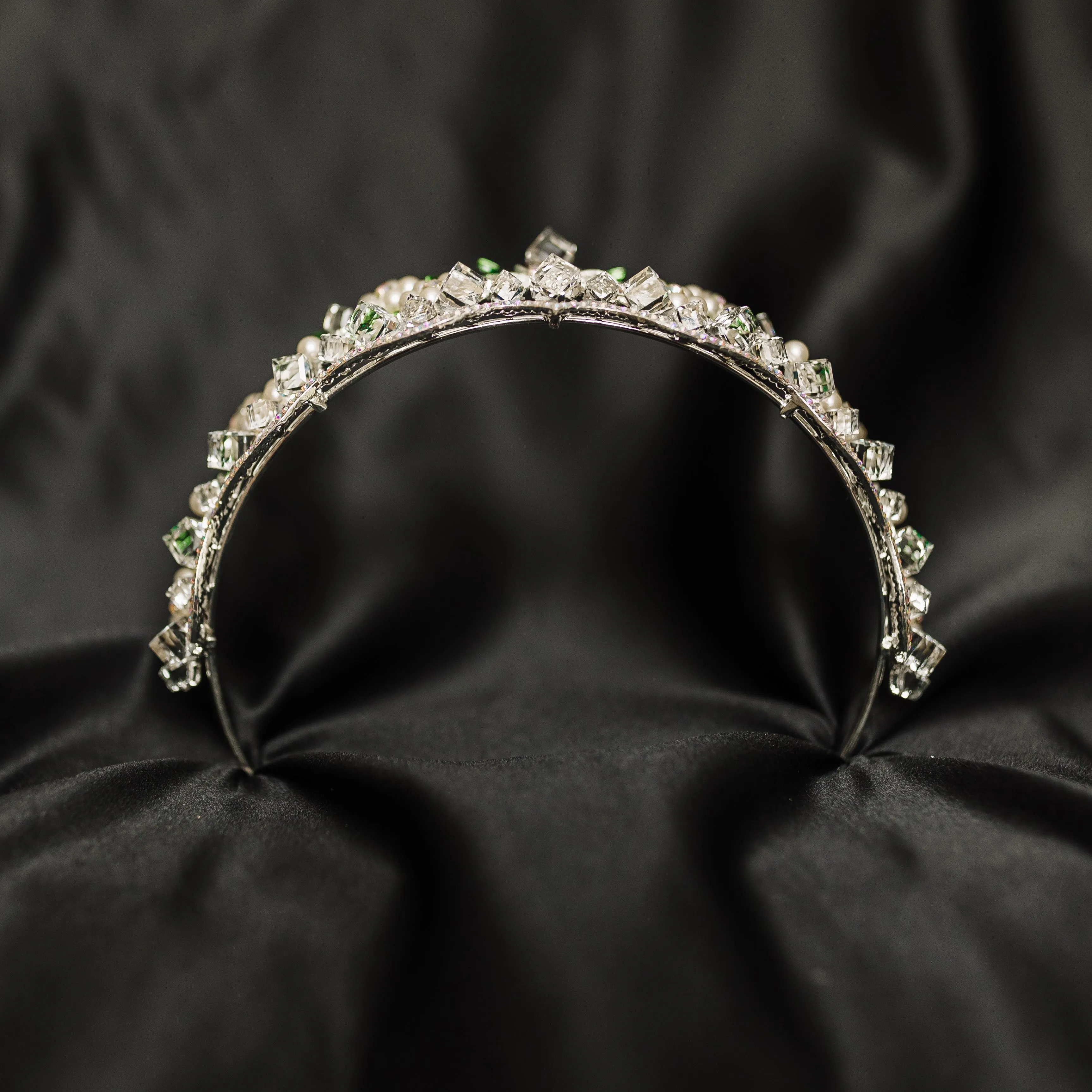 Lola's Tiara in White