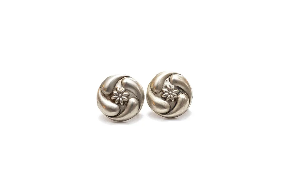 McCLELLAND BARCLAY Sterling Silver Round Flower Earrings, screwback