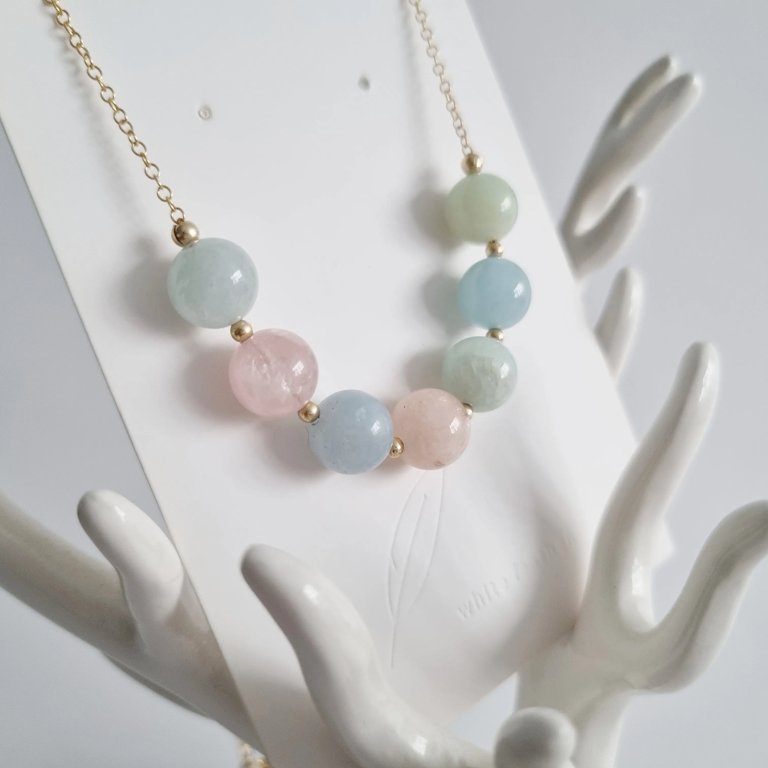 Rhea Necklace / Mixed Beryl
