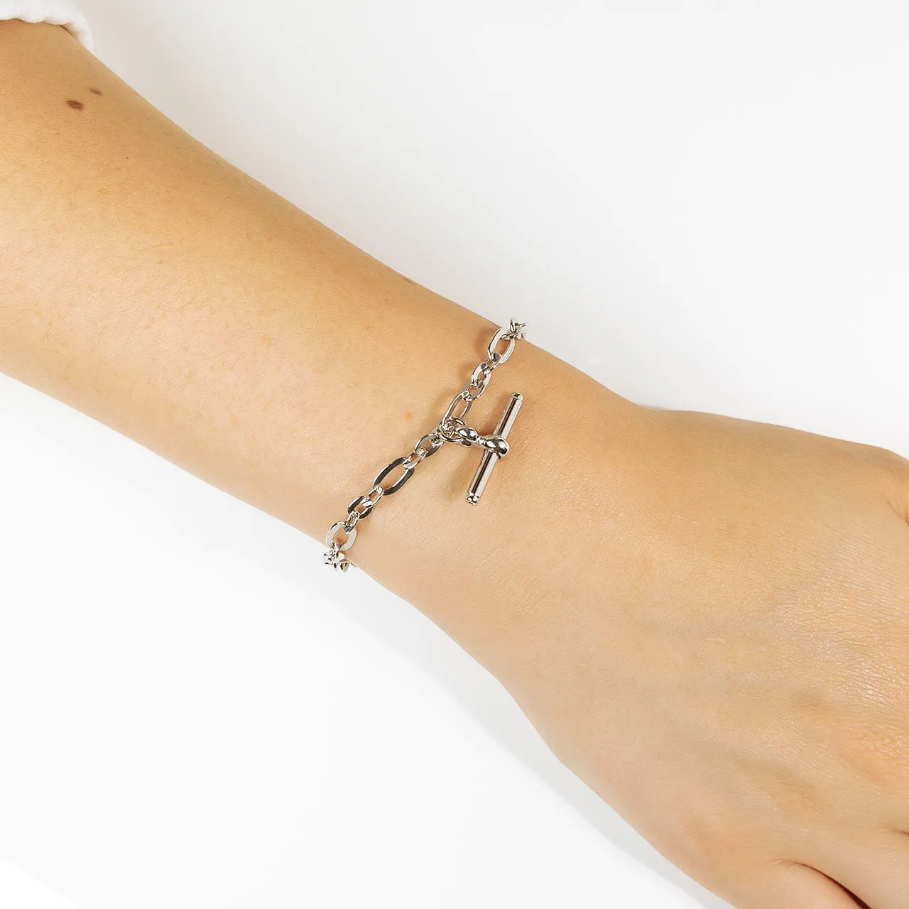 Silver Linked Bracelet with Hanging T-Bar