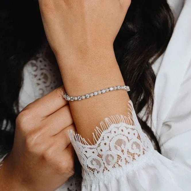 Tennis Bracelet With Pearl & Zirconia B5302