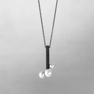 Triple Pearl Necklace